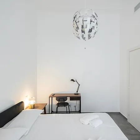 Nuovissimo Bilocale In Zona Risorgimento Apartment